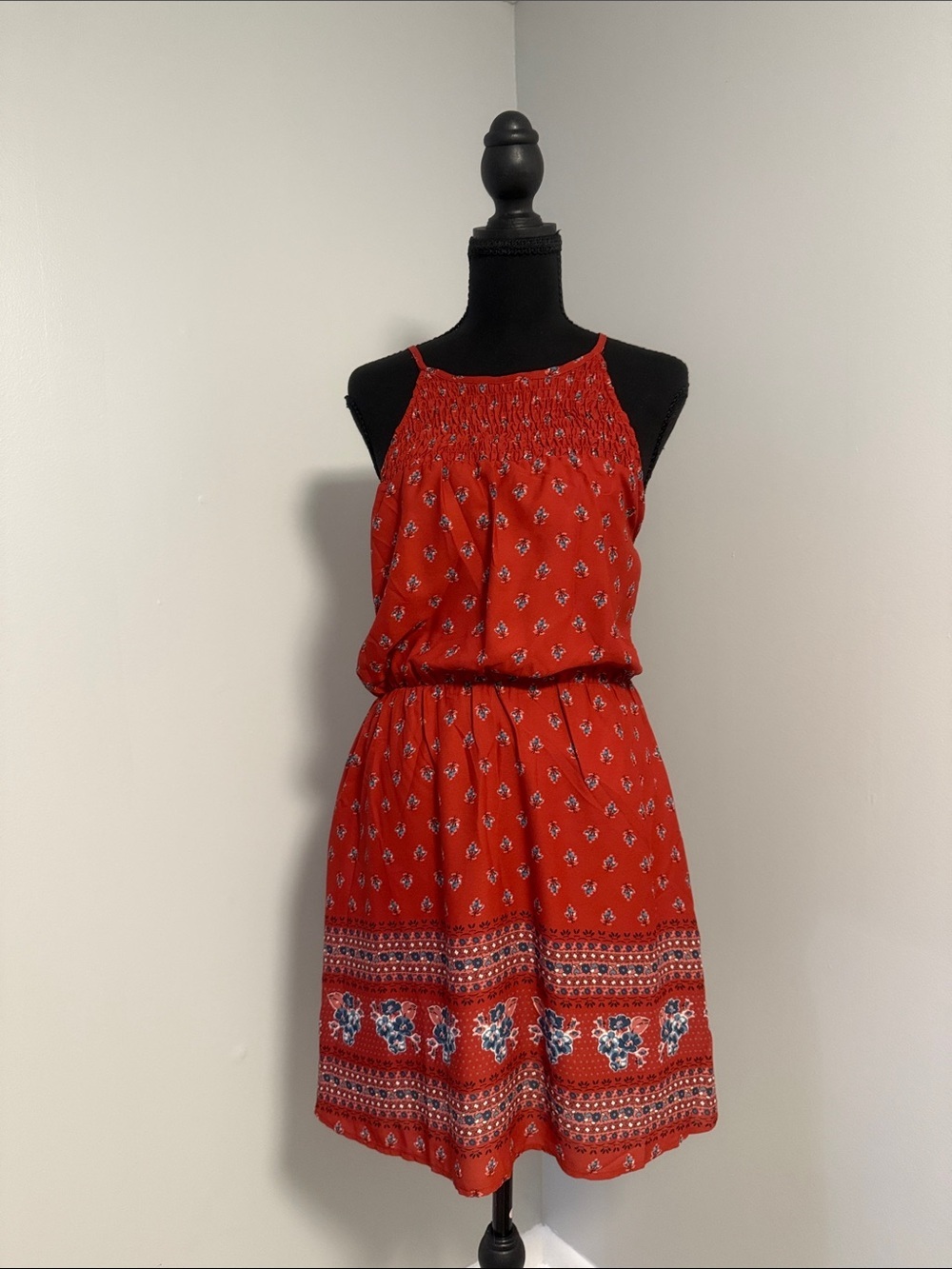 Francesca's Collections Red Printed Halter-Style Mini Dress